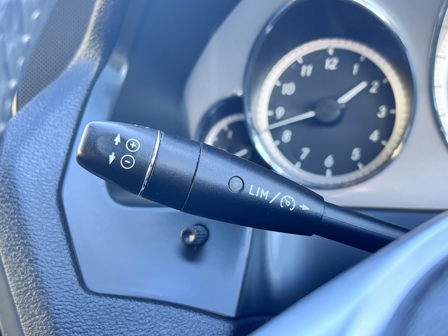 Used Mercedes-Benz E Class 2013 for sale - 76855399: Photo 57