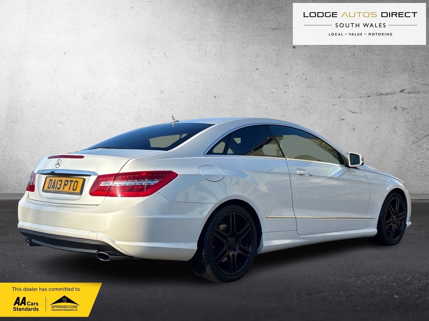 Used Mercedes-Benz E Class 2013 for sale - 76855399: Photo 9