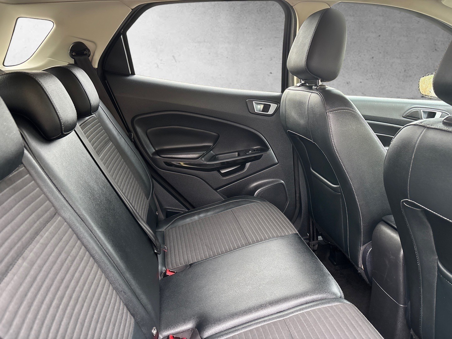 Used Ford Ecosport 2018 for sale - 77983721: Photo 13