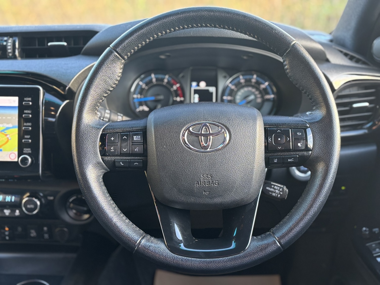 Used Toyota Hilux 2021 for sale - 76565171: Photo 41