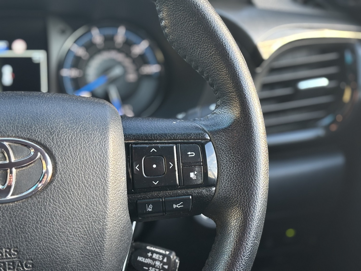 Used Toyota Hilux 2021 for sale - 76565171: Photo 43