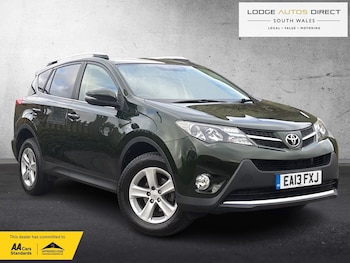 2013 - 2.0 D-4D Invincible 5-Door