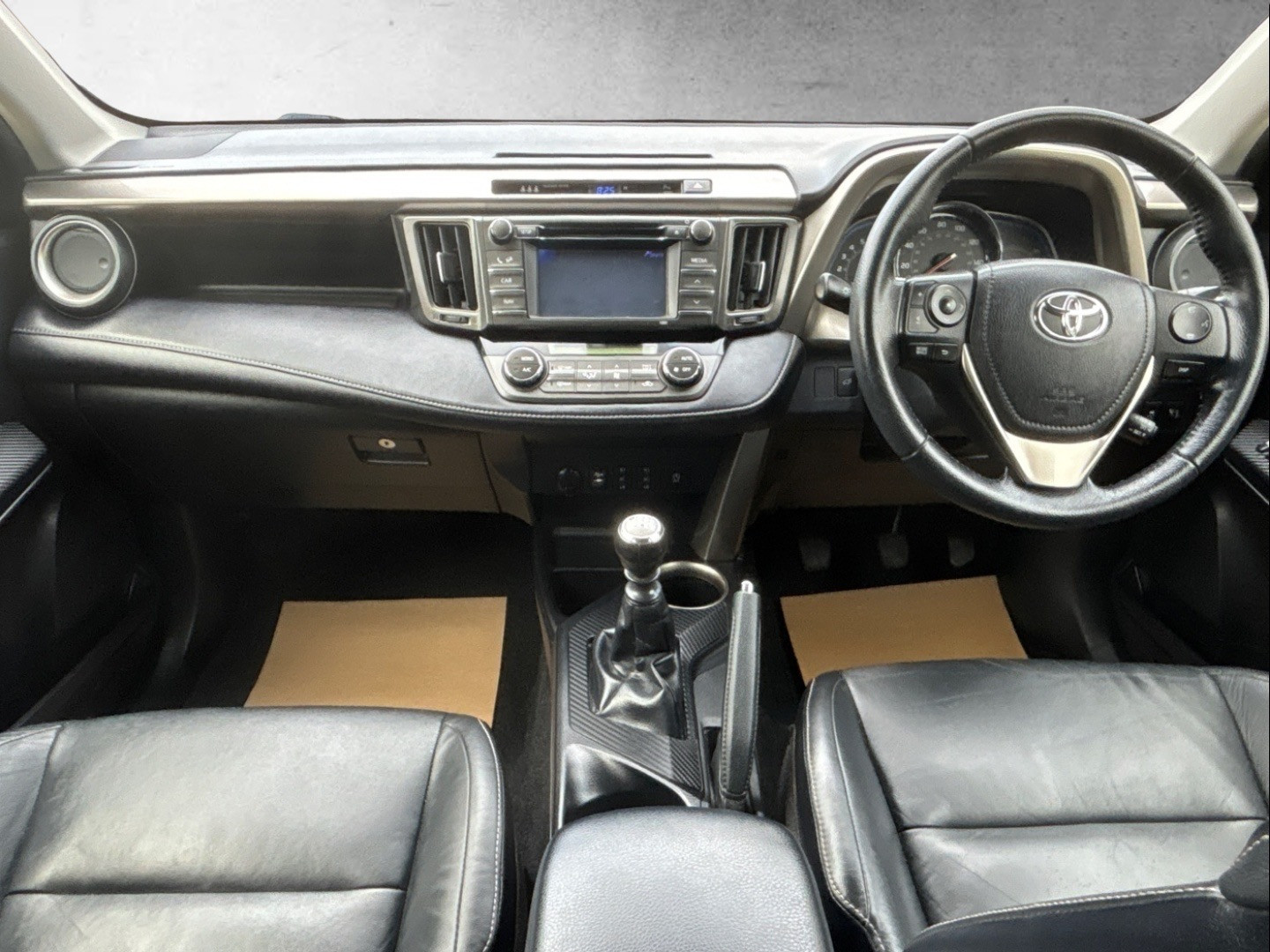 Used Toyota RAV4 2013 for sale - 76257692: Photo 2