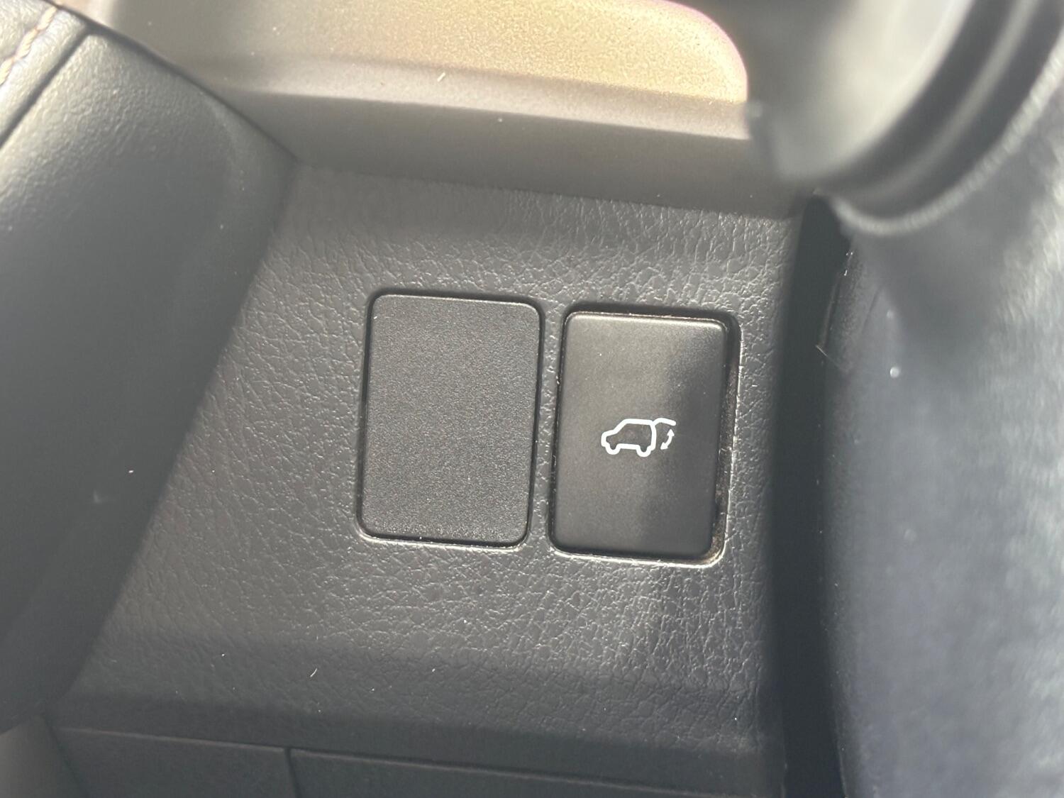 Used Toyota RAV4 2013 for sale - 76257692: Photo 58