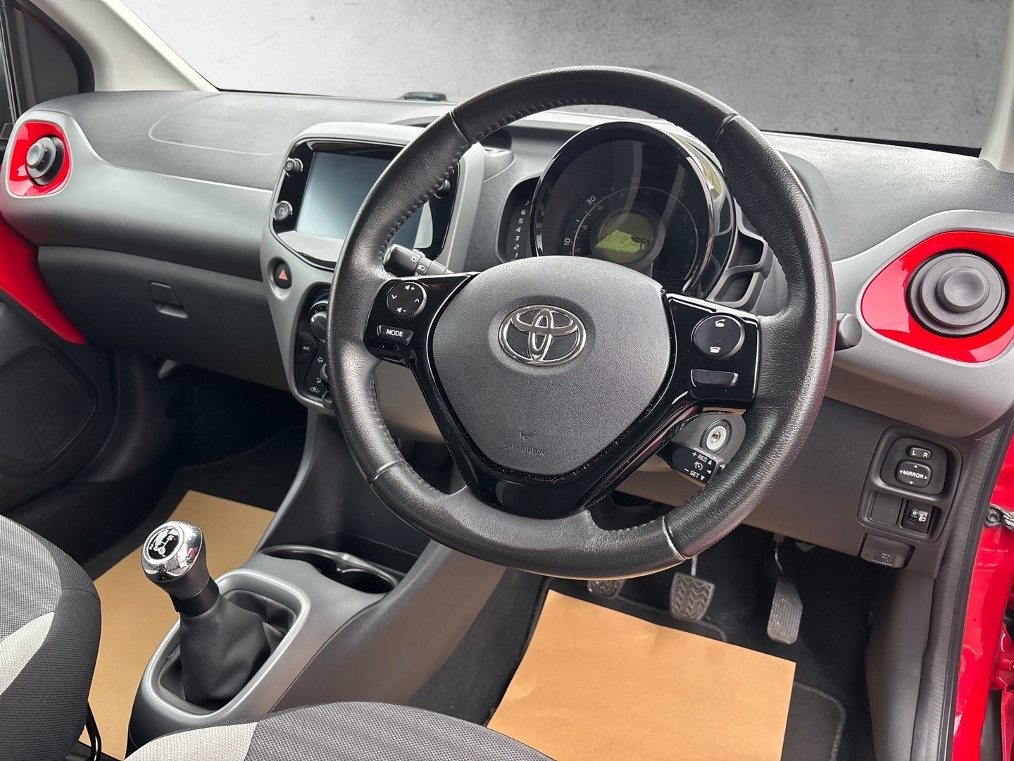 Used Toyota AYGO 2020 for sale - 76242901: Photo 12