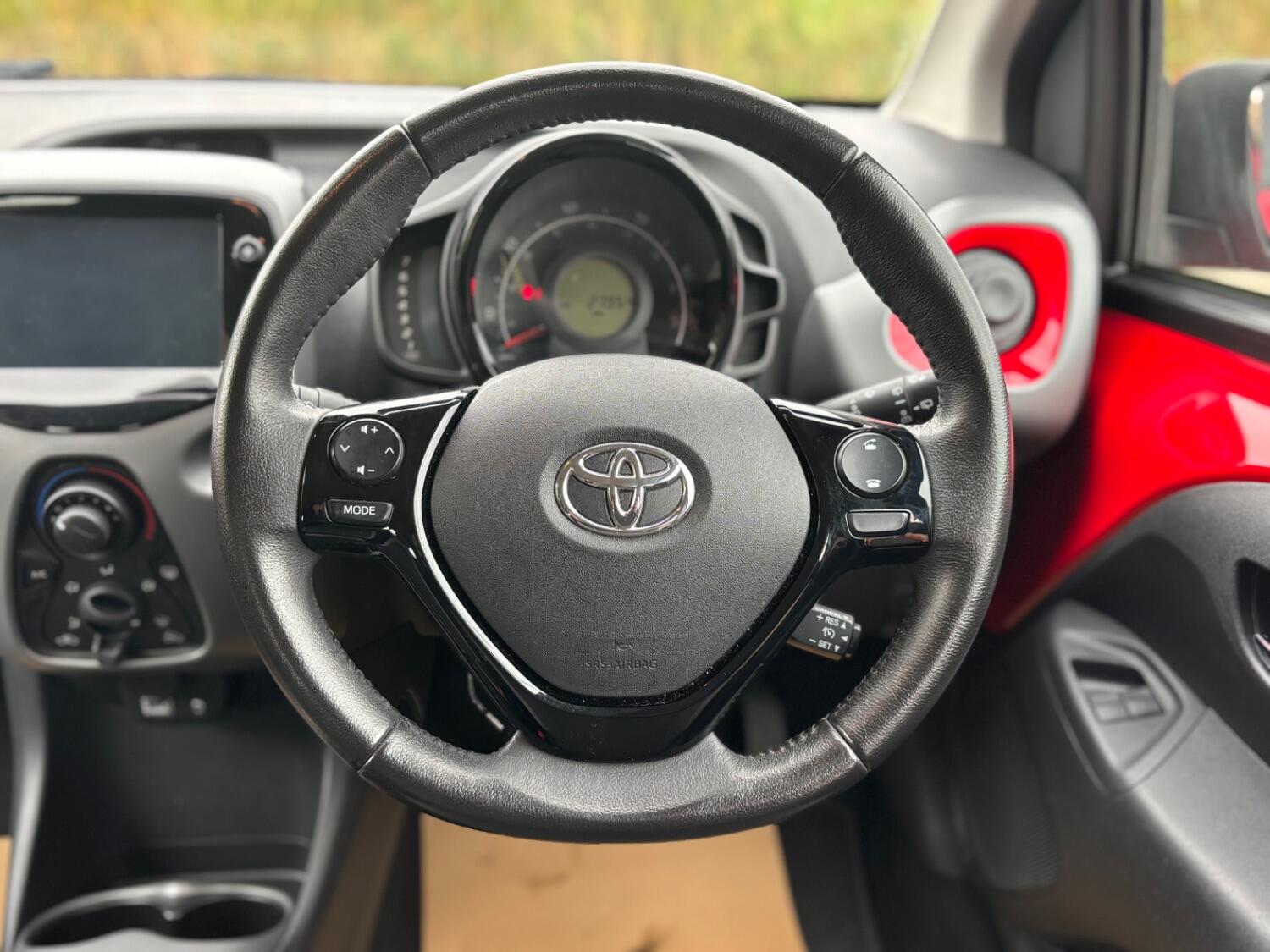 Used Toyota AYGO 2020 for sale - 76242901: Photo 33
