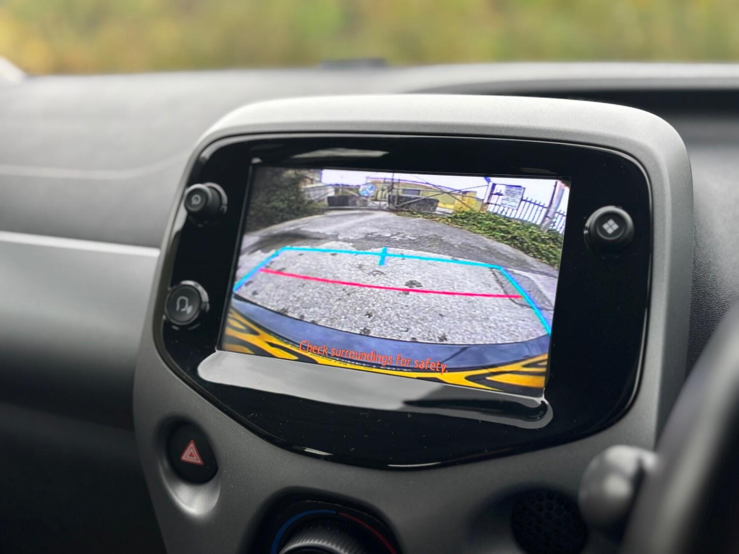 Used Toyota AYGO 2020 for sale - 76242901: Photo 46