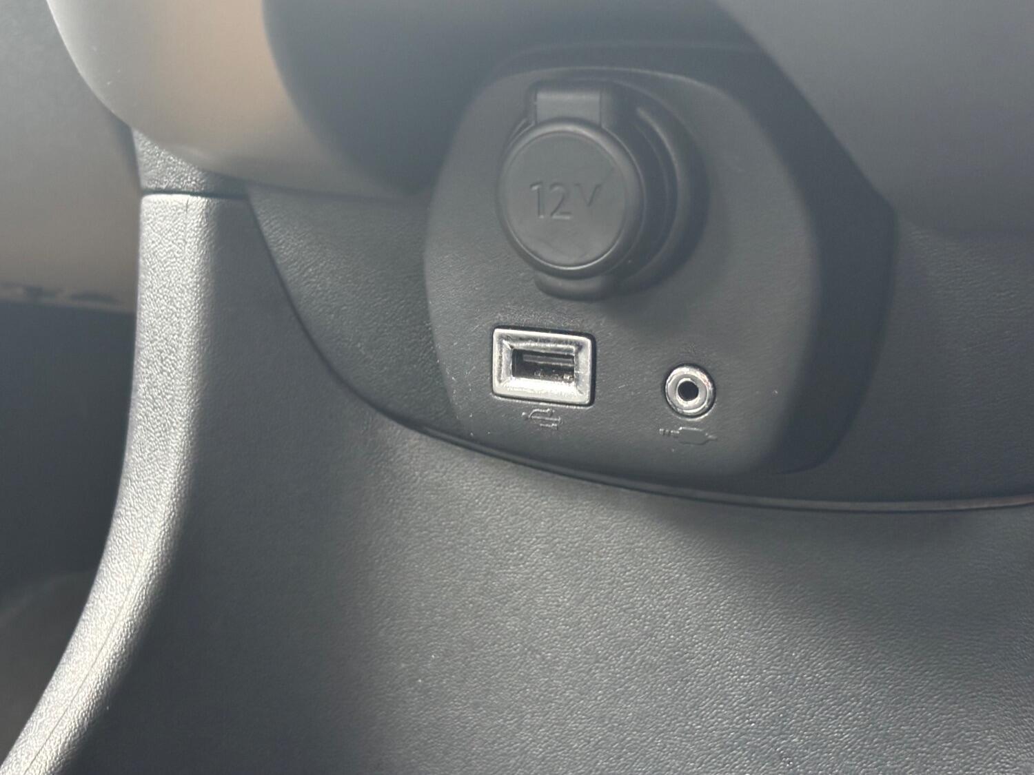 Used Toyota AYGO 2020 for sale - 76242901: Photo 48