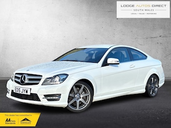 Used Mercedes-Benz C Class 2015 for sale - 76476953: Photo