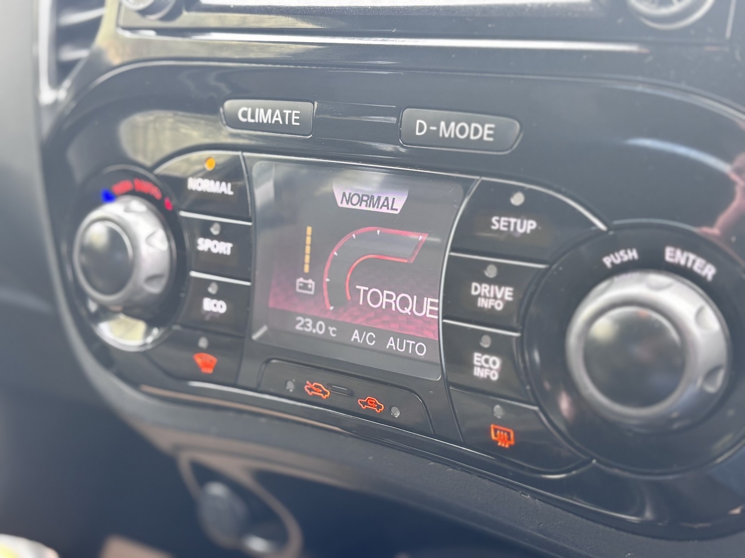 Used Nissan Juke 2014 for sale - 78011333: Photo 51