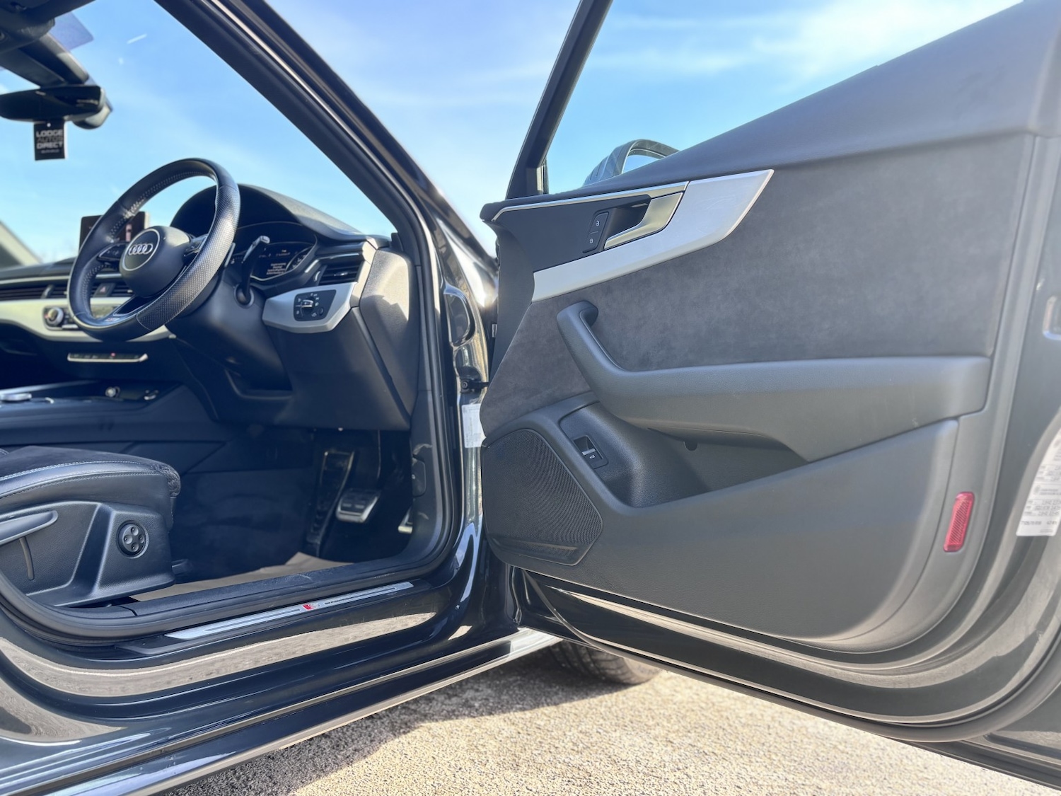 Used Audi A4 2019 for sale - 77668661: Photo 25