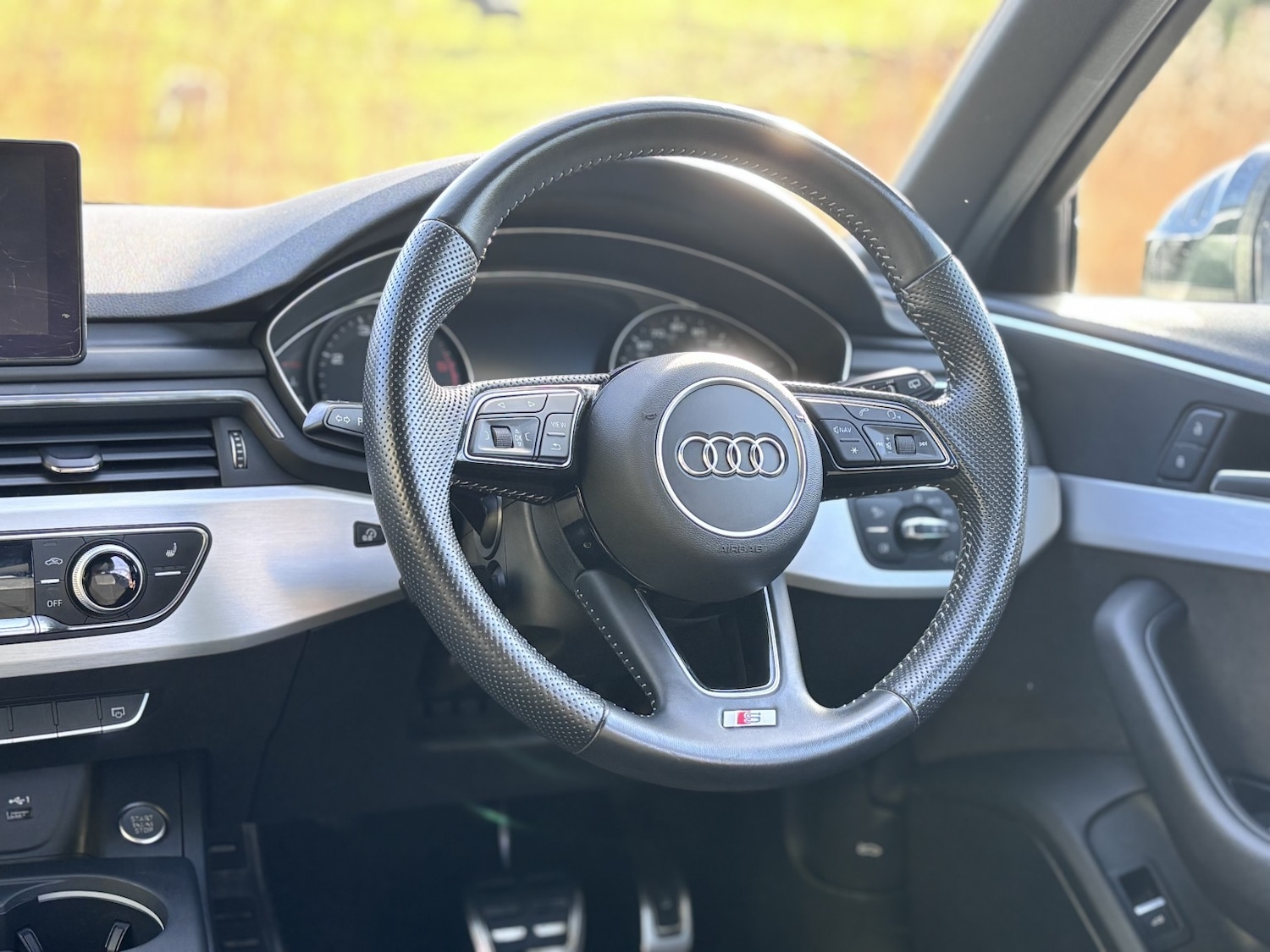Used Audi A4 2019 for sale - 77668661: Photo 33