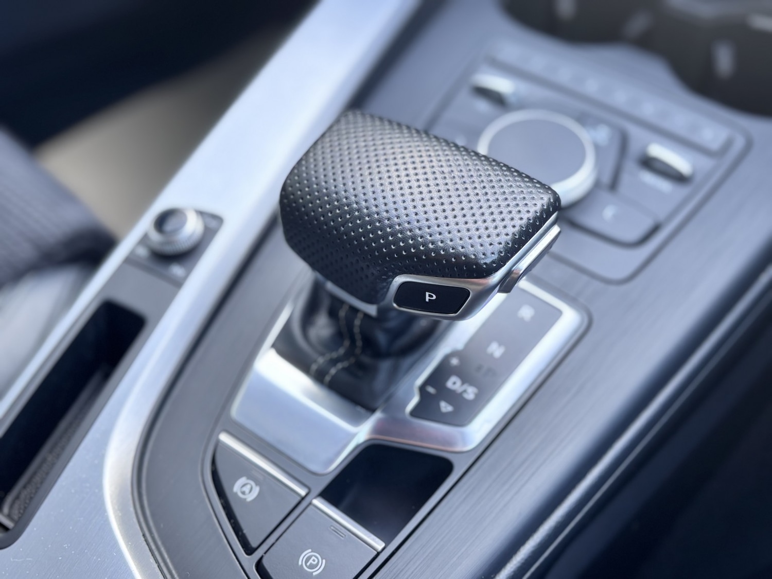 Used Audi A4 2019 for sale - 77668661: Photo 44