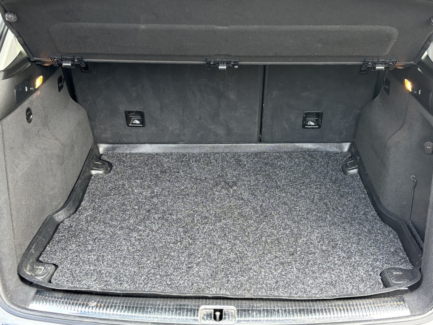 Used Audi Q5 2015 for sale - 76748245: Photo 34