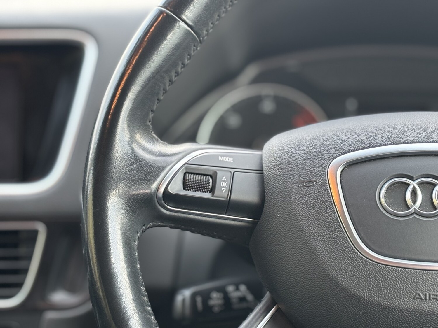 Used Audi Q5 2015 for sale - 76748245: Photo 42