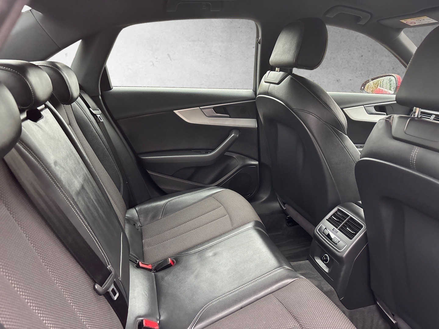 Used Audi A4 2017 for sale - 76673315: Photo 13