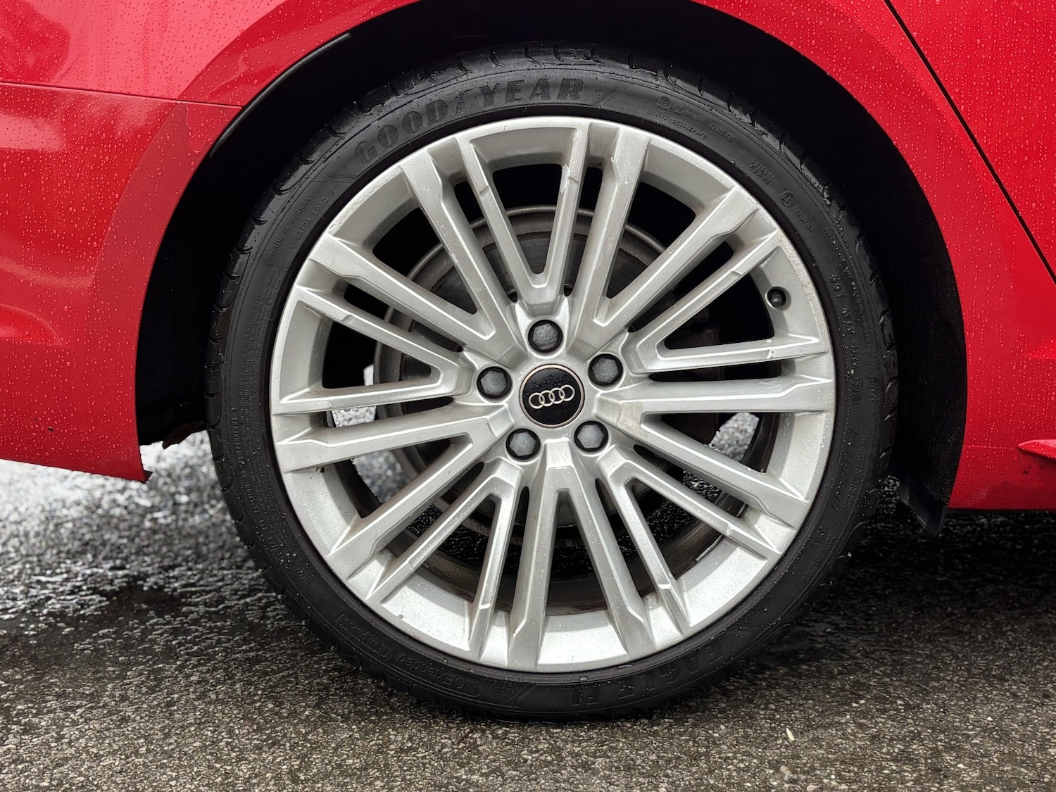 Used Audi A4 2017 for sale - 76673315: Photo 14