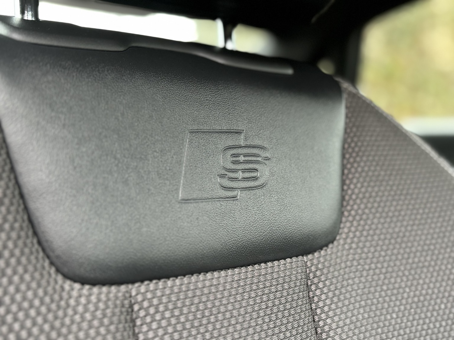 Used Audi A4 2017 for sale - 76673315: Photo 38