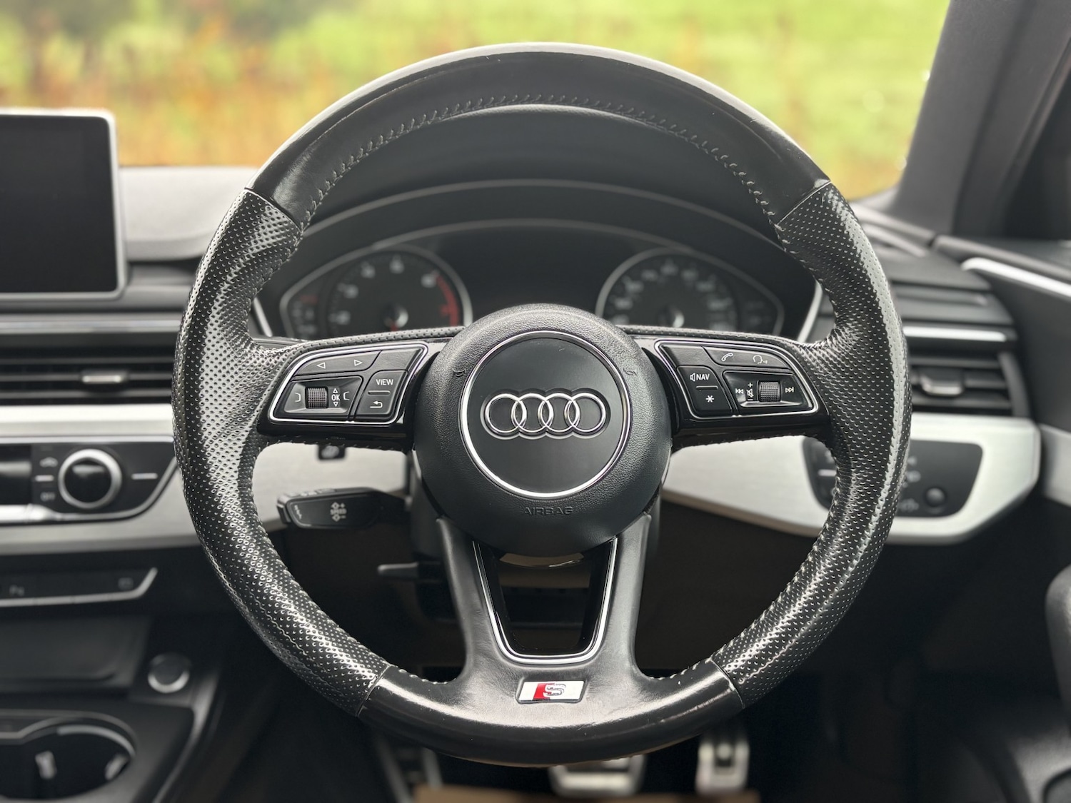 Used Audi A4 2017 for sale - 76673315: Photo 41