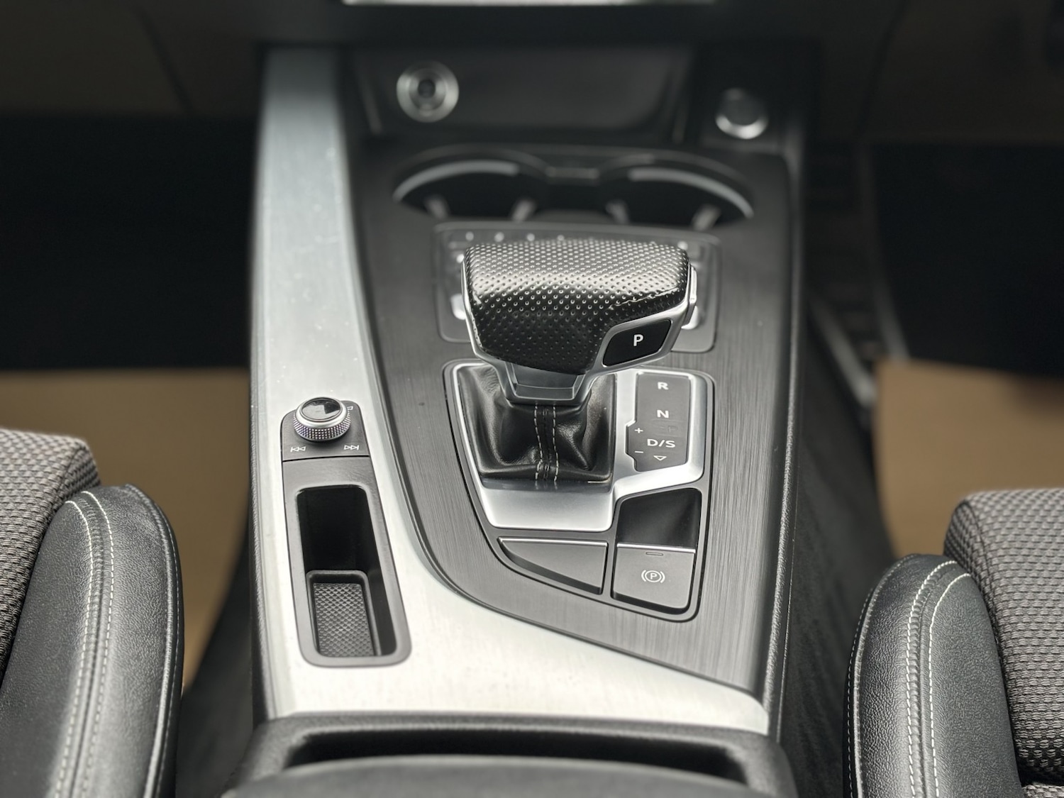 Used Audi A4 2017 for sale - 76673315: Photo 48