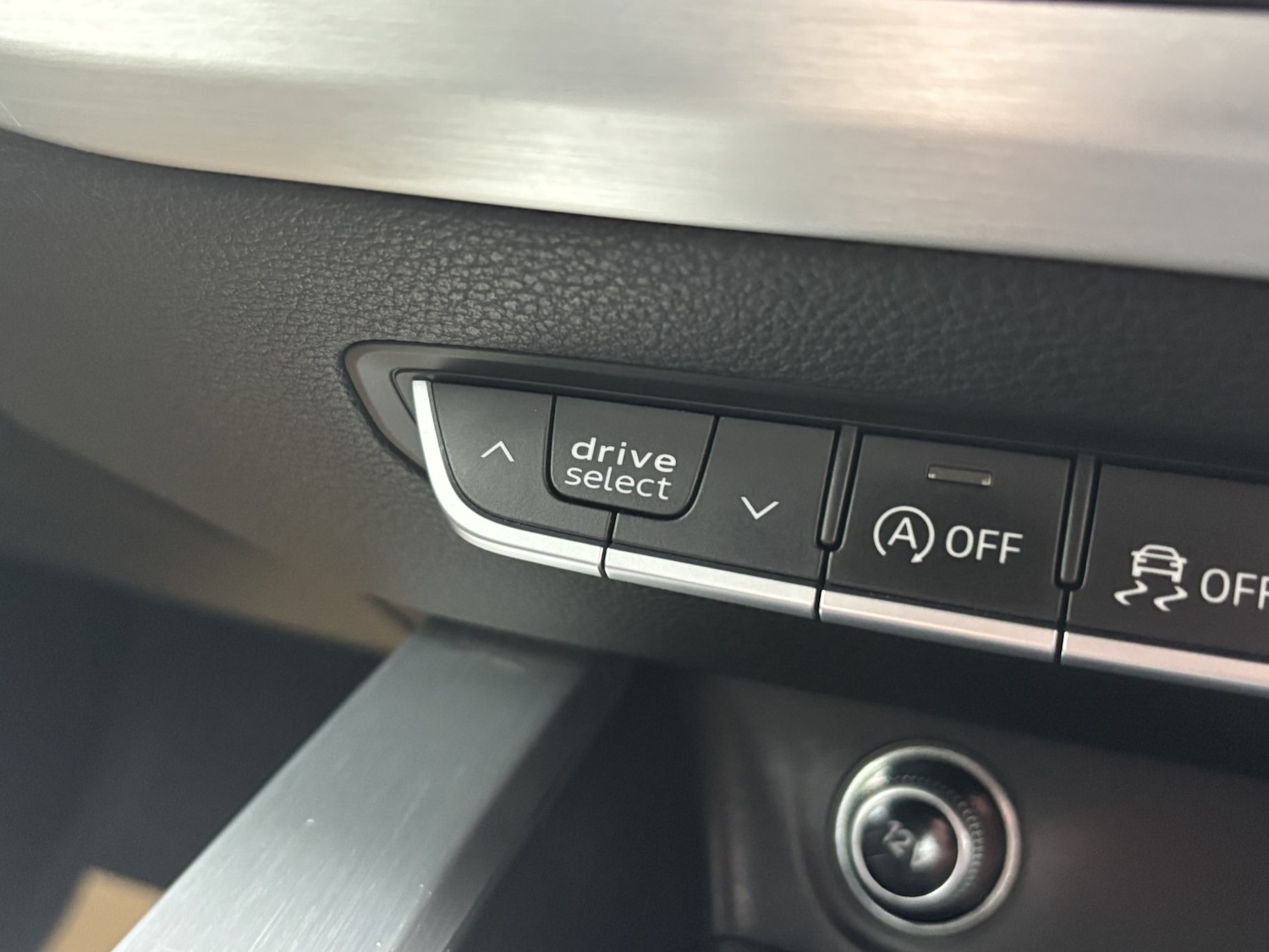 Used Audi A4 2017 for sale - 76673315: Photo 69