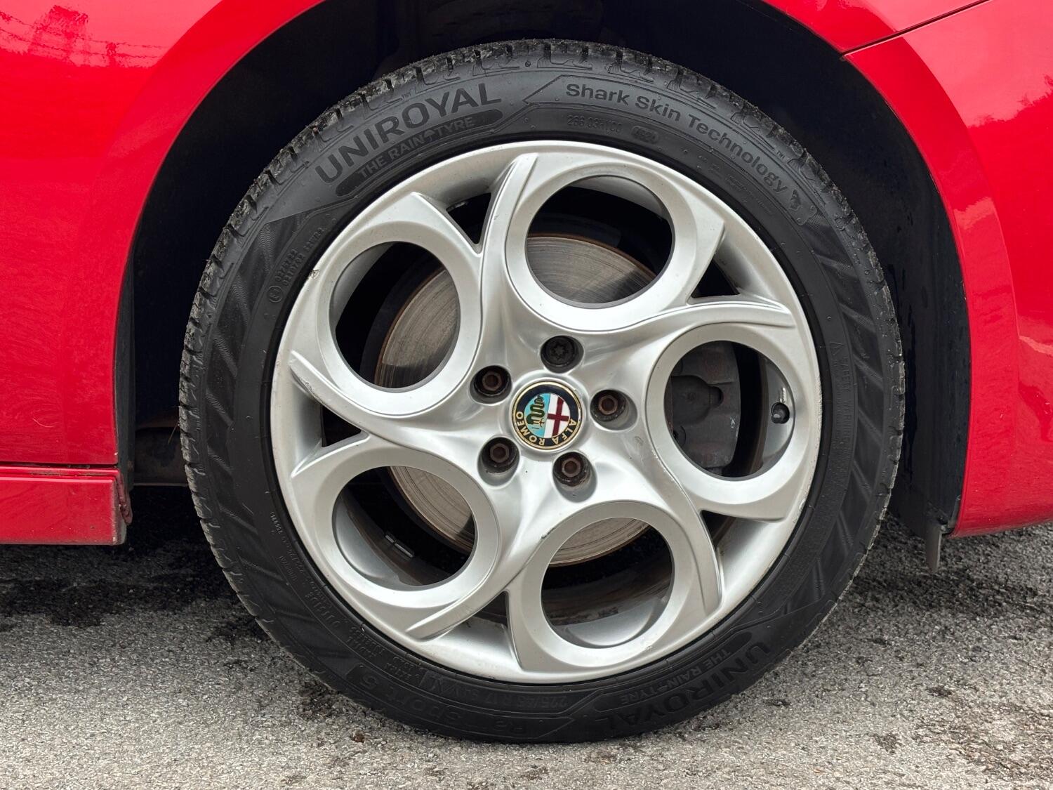 Used Alfa Romeo Giulietta 2015 for sale - 76317429: Photo 17