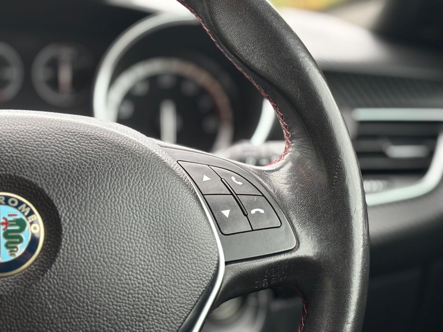 Used Alfa Romeo Giulietta 2015 for sale - 76317429: Photo 37