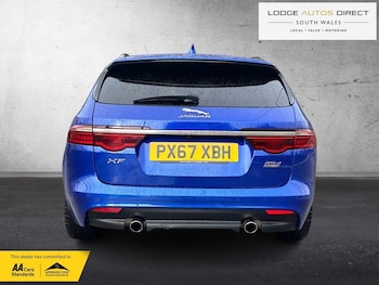 Used Jaguar XF 2017 for sale - 77342671: Photo