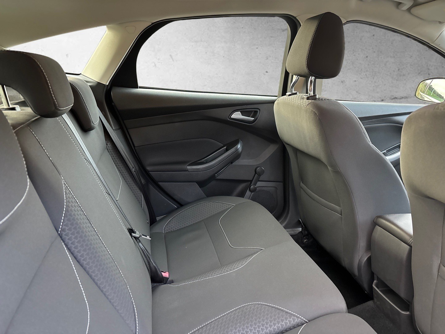 Used Ford Focus 2016 for sale - 76706163: Photo 13