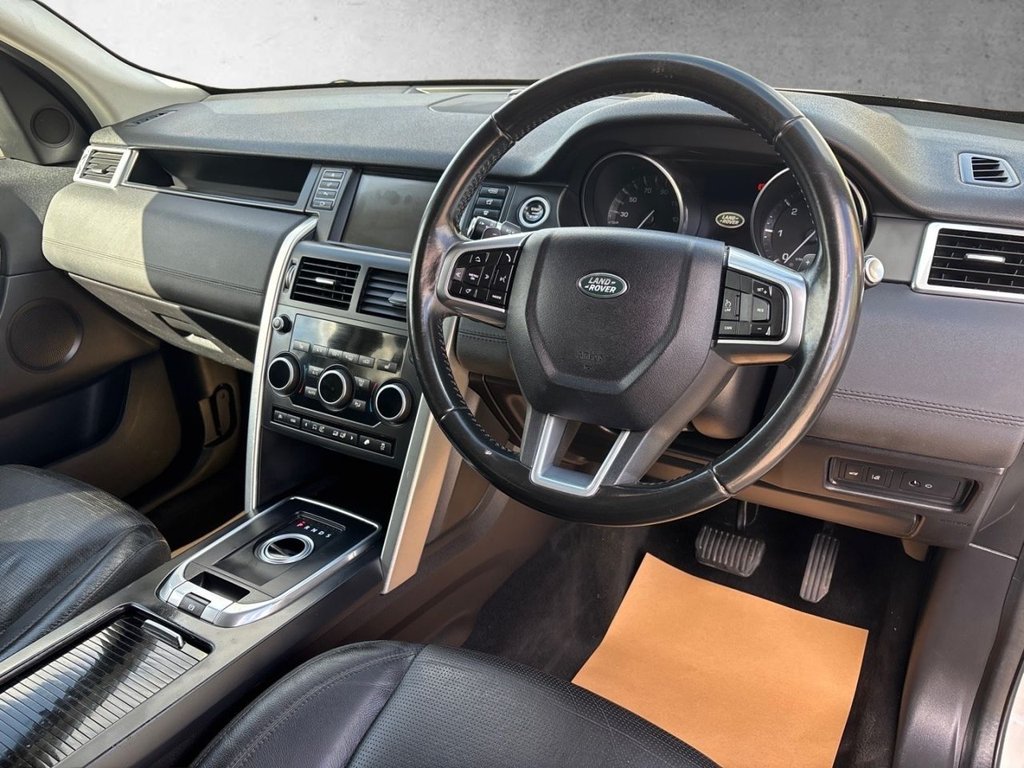 Used Land Rover Discovery Sport 2016 for sale - 78106263: Photo 11