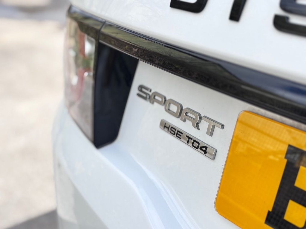 Used Land Rover Discovery Sport 2016 for sale - 78106263: Photo 33