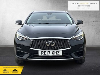 Used Infiniti Q30 2017 for sale - 78725604: Photo
