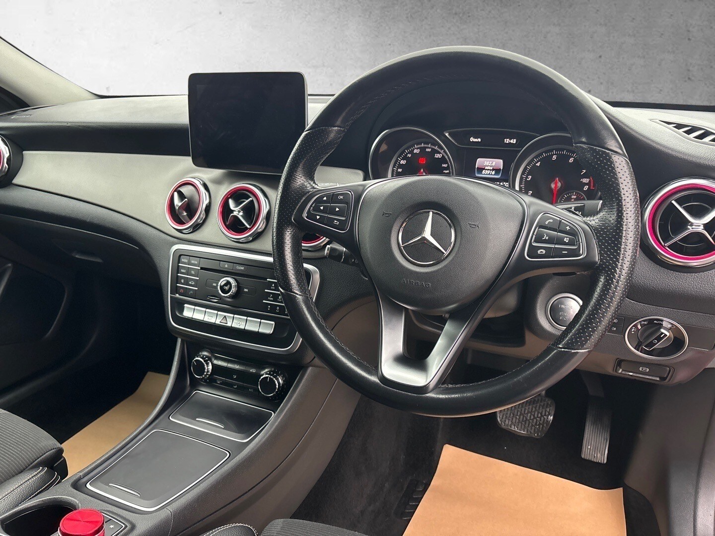 Used Mercedes-Benz GLA 2019 for sale - 77721333: Photo 10