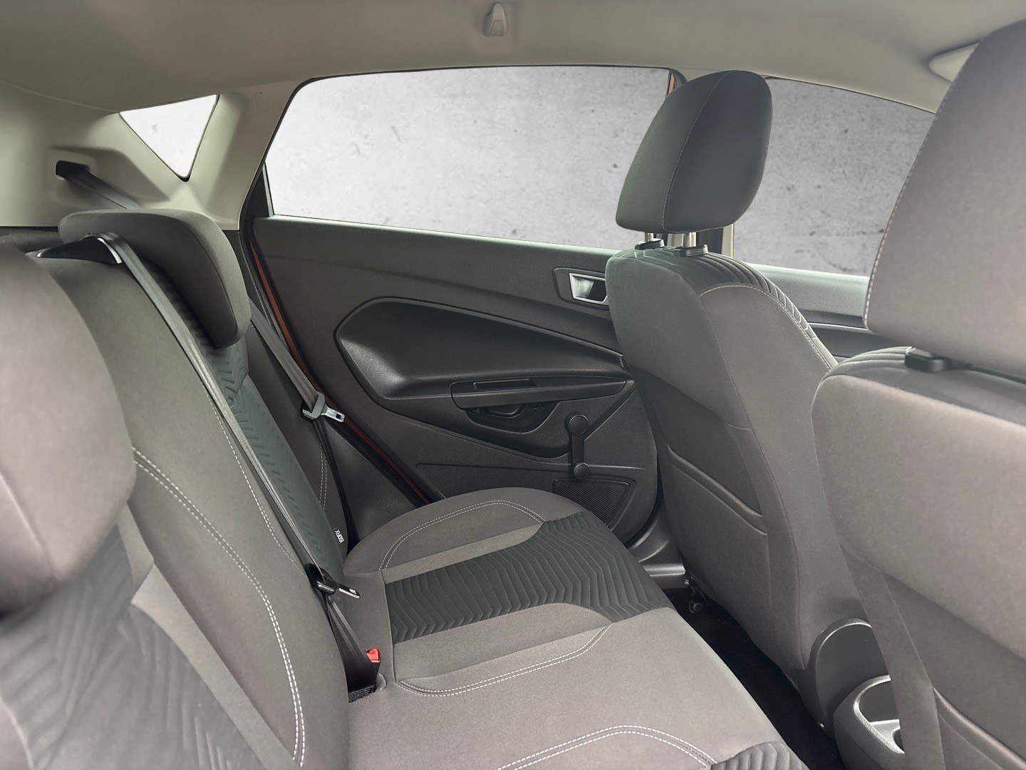 Used Ford Fiesta 2015 for sale - 77522037: Photo 14