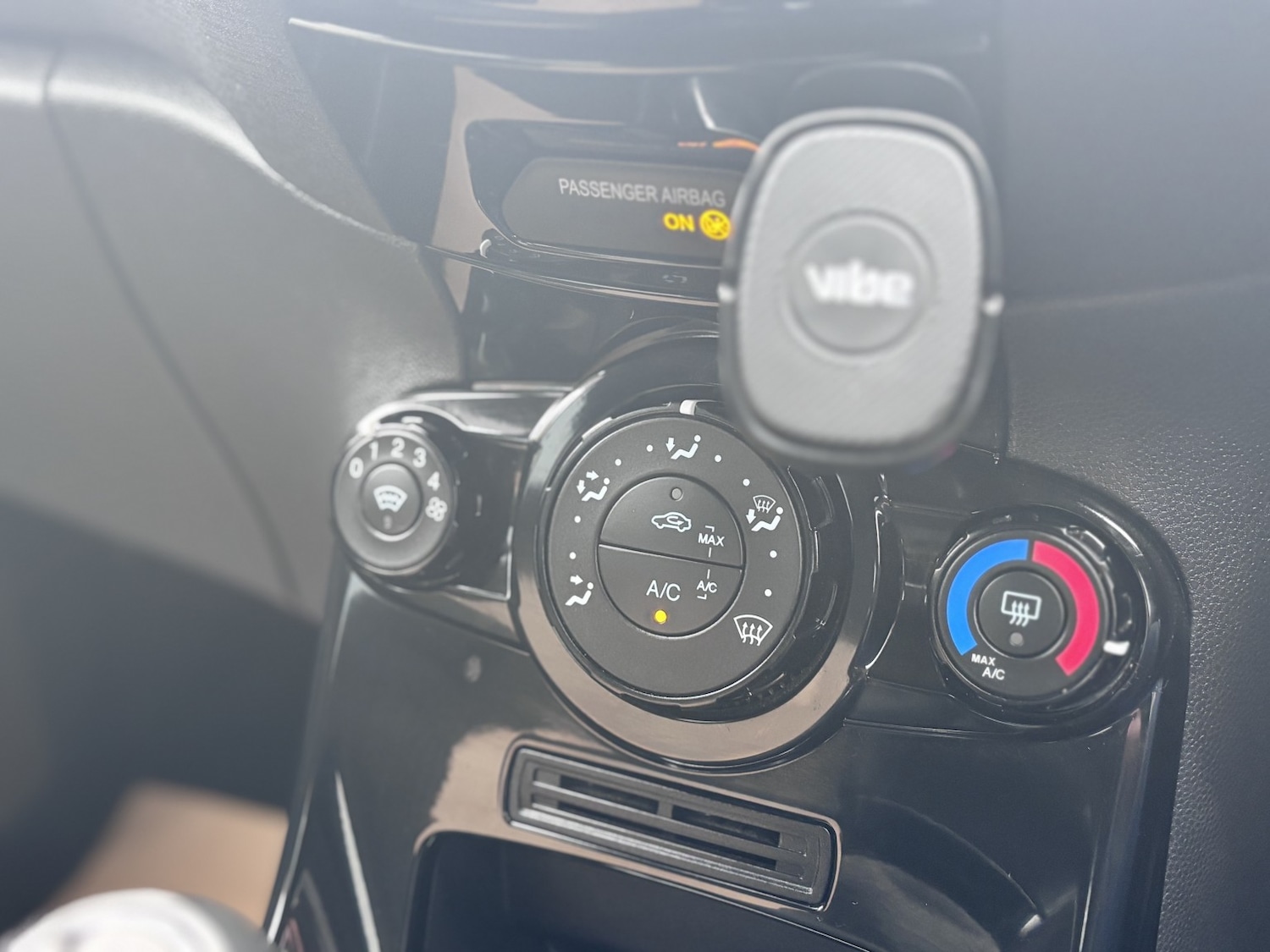 Used Ford Fiesta 2015 for sale - 77522037: Photo 48