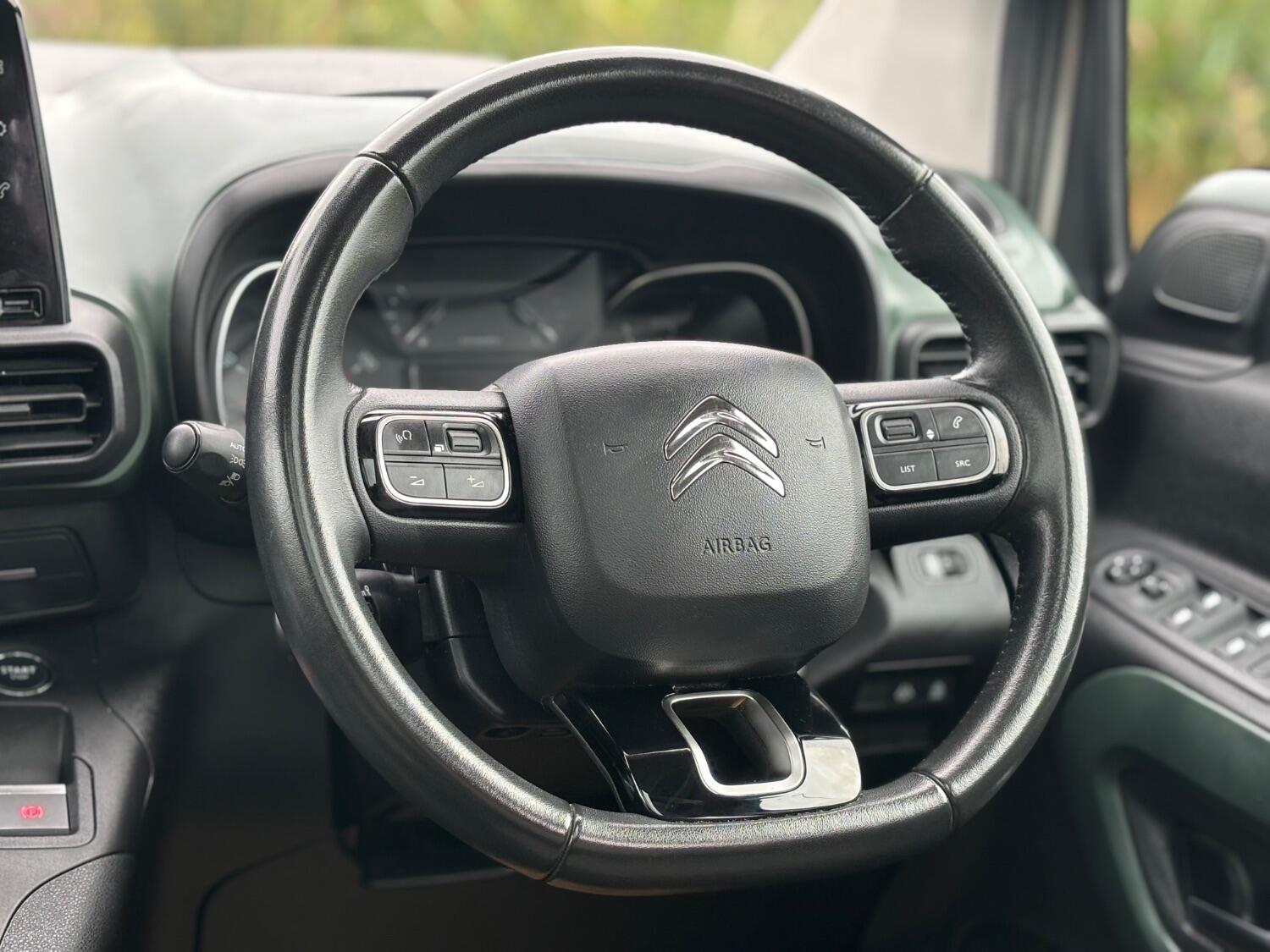 Vehicle 29