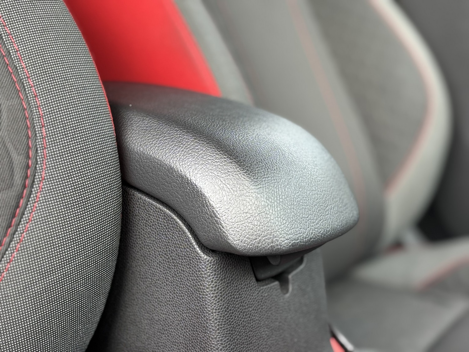 Used Ford Fiesta 2015 for sale - 76807277: Photo 36