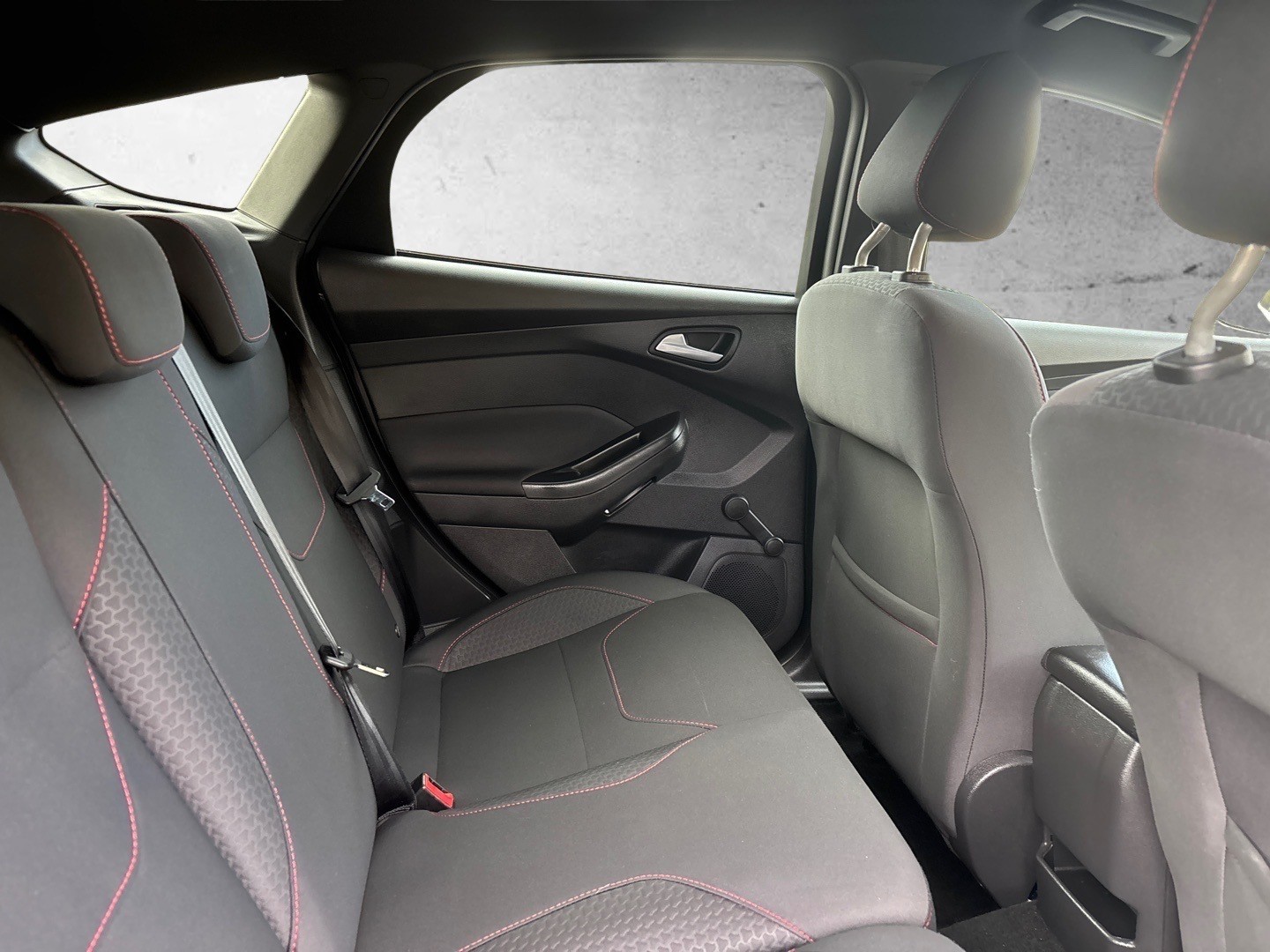 Used Ford Focus 2018 for sale - 77668655: Photo 12