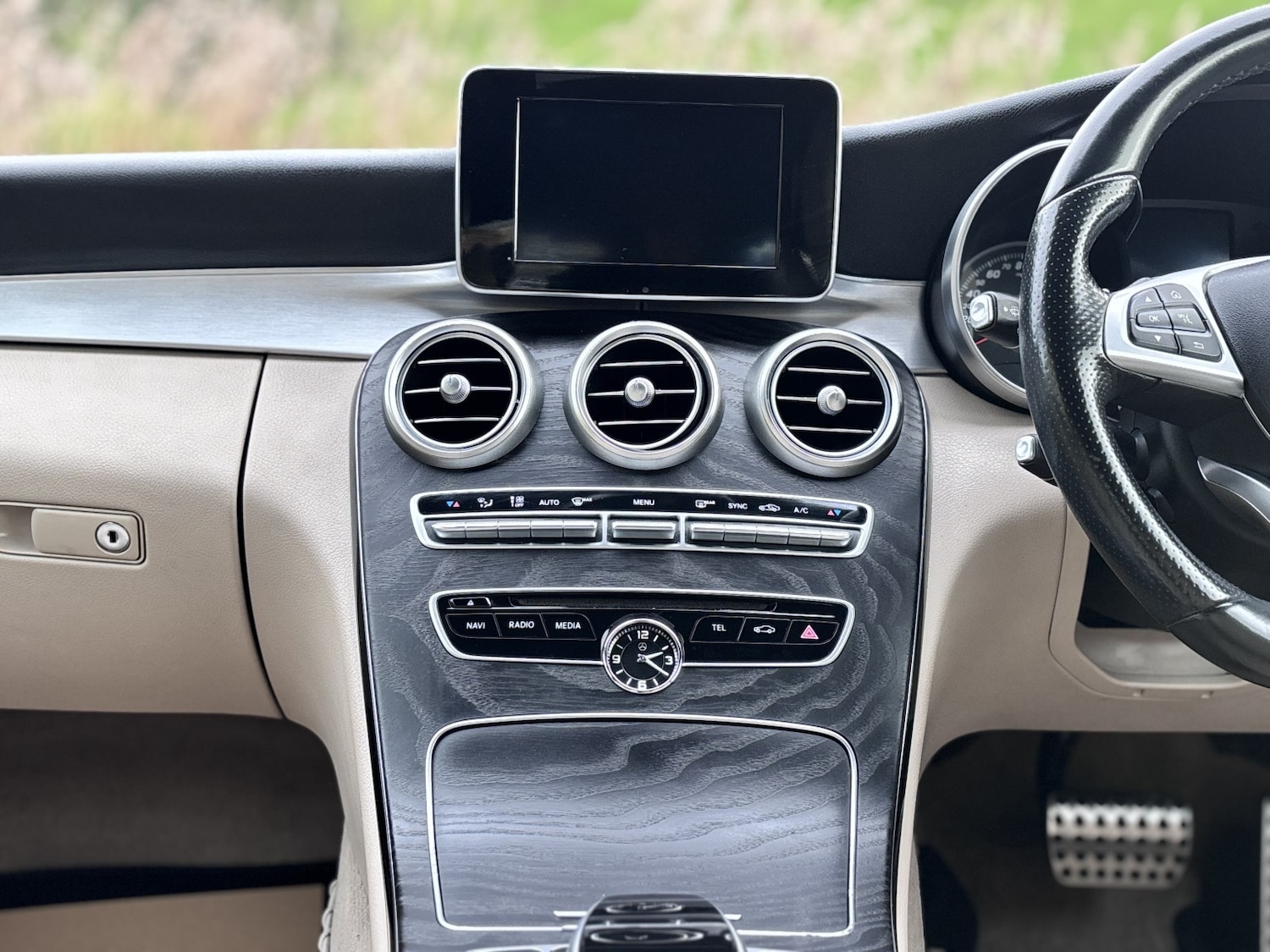 Used Mercedes-Benz C Class 2016 for sale - 76897015: Photo 47