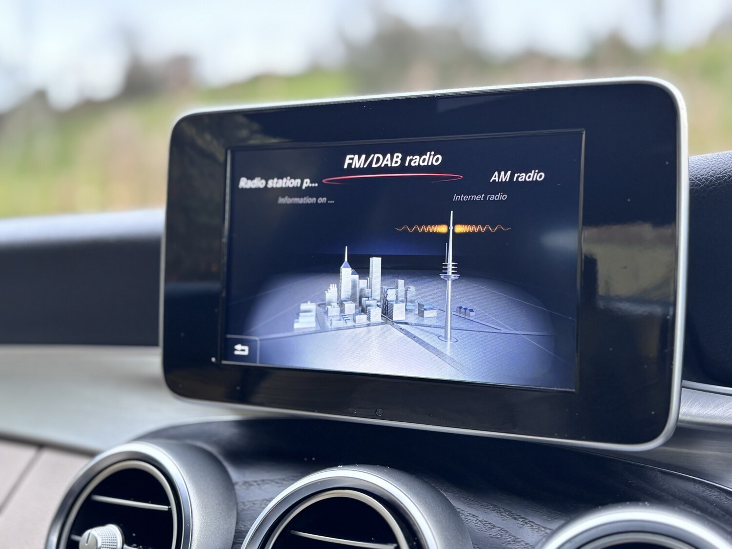 Used Mercedes-Benz C Class 2016 for sale - 76897015: Photo 51