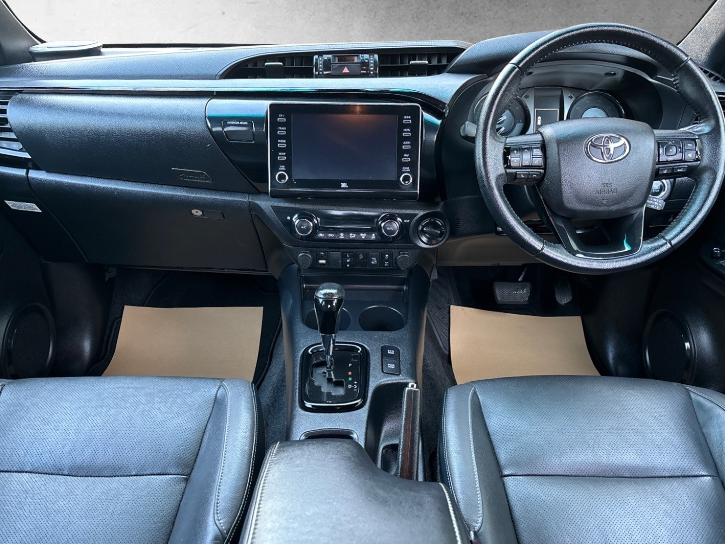 Used Toyota Hilux 2021 for sale - 77084281: Photo 2