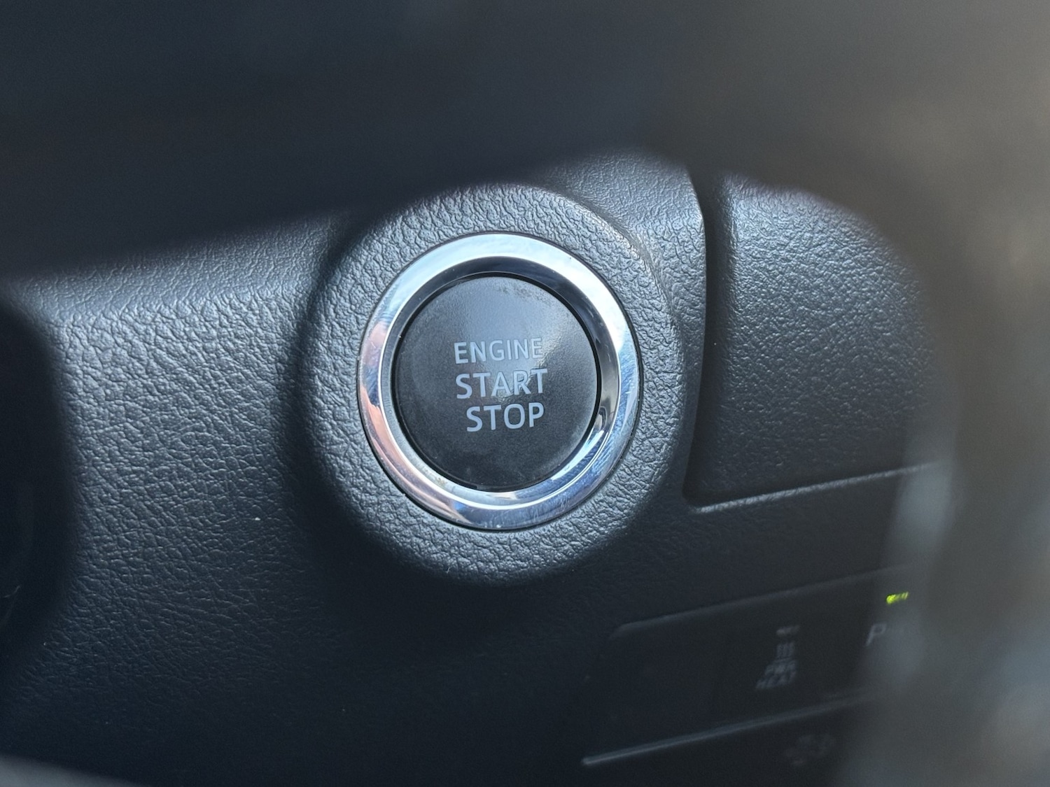 Used Toyota Hilux 2021 for sale - 77084281: Photo 54