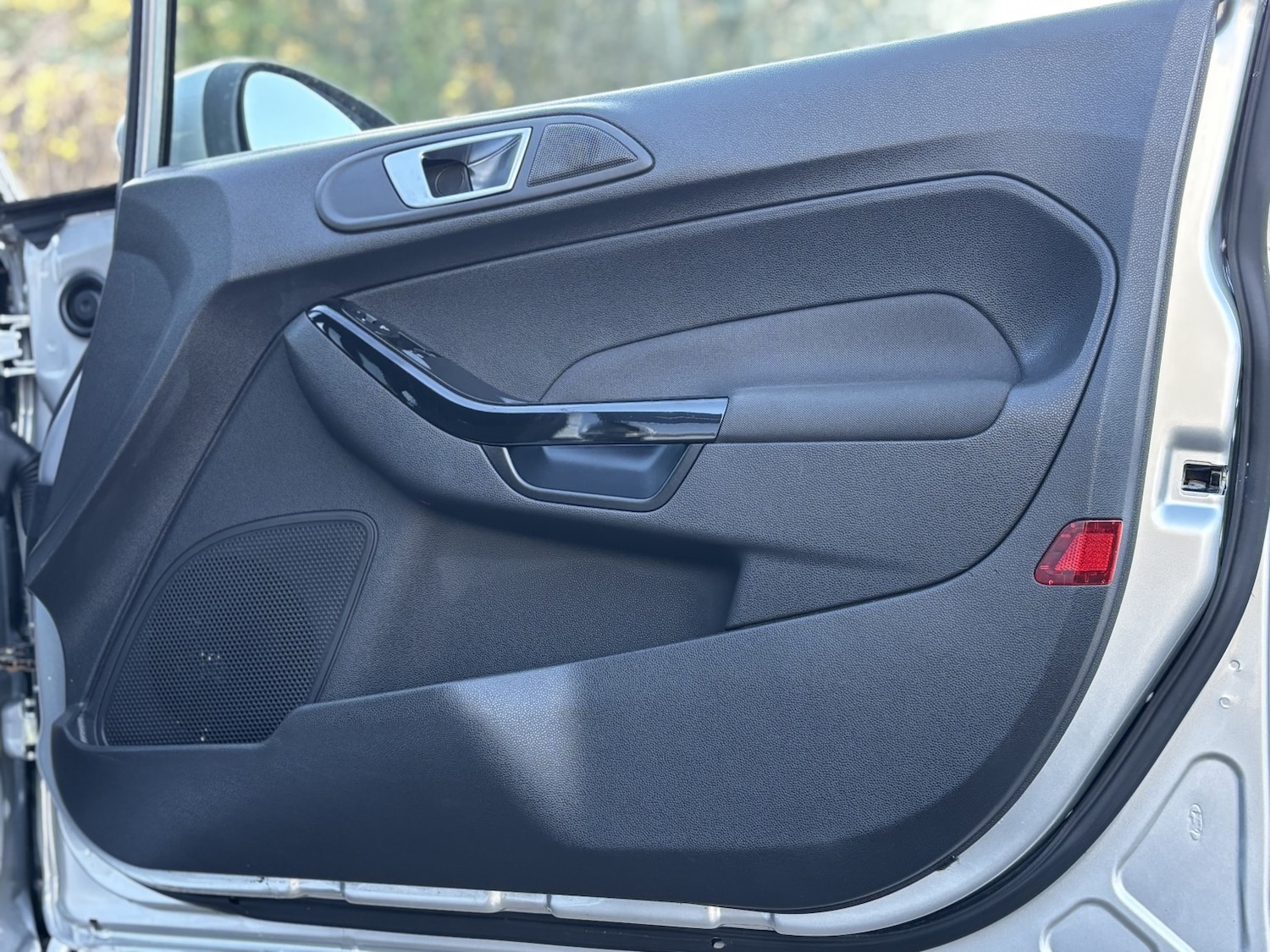 Used Ford Fiesta 2015 for sale - 76225275: Photo 29