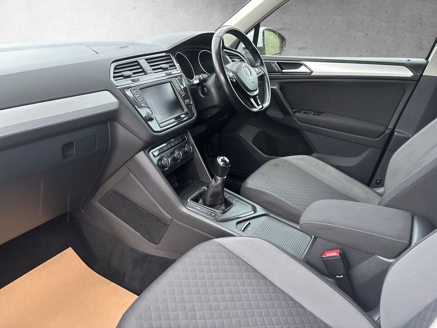 Used Volkswagen Tiguan 2017 for sale - 77474800: Photo 13