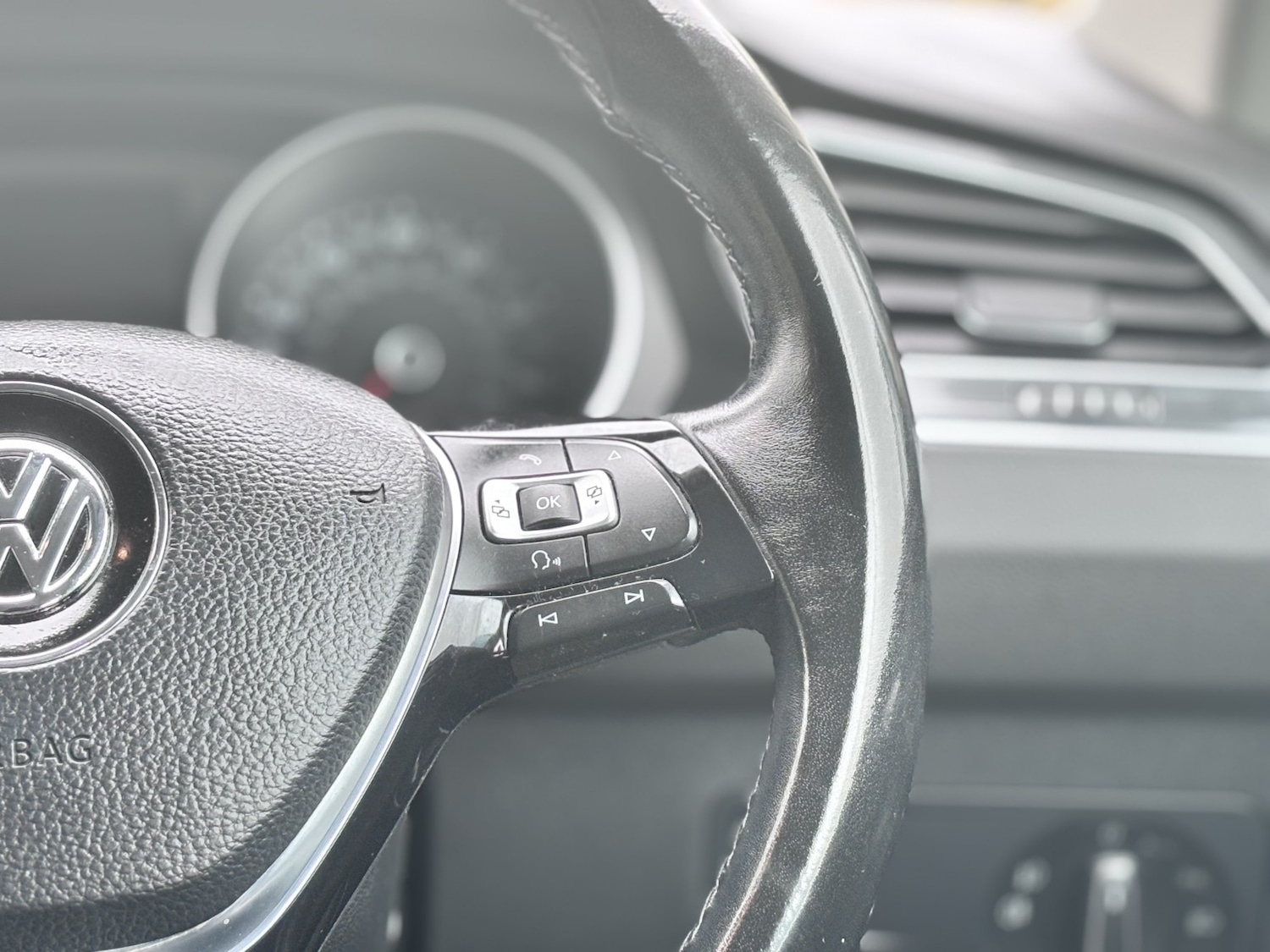 Used Volkswagen Tiguan 2017 for sale - 77474800: Photo 39