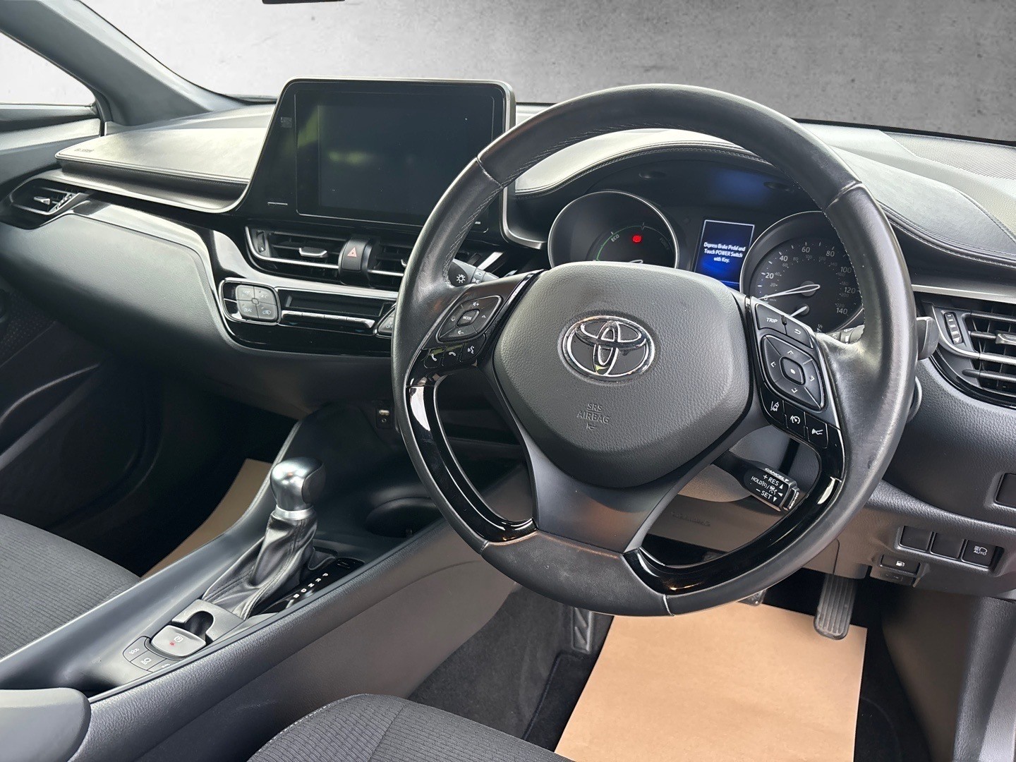 Used Toyota C-HR 2019 for sale - 76643337: Photo 12