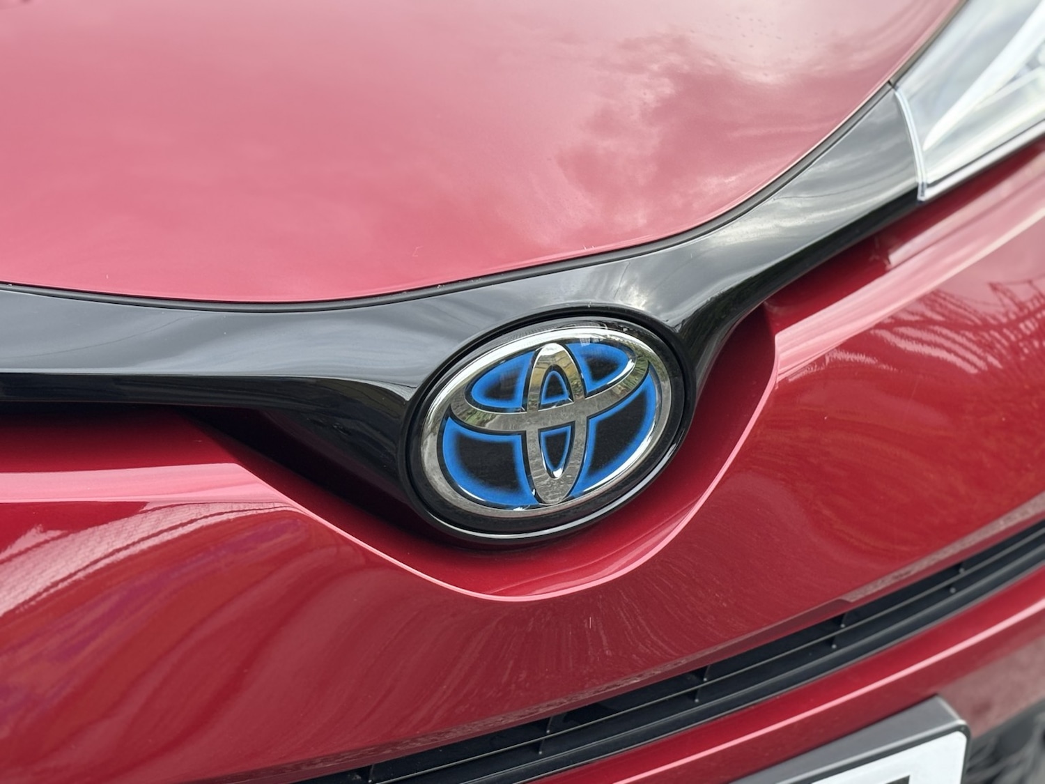 Used Toyota C-HR 2019 for sale - 76643337: Photo 19