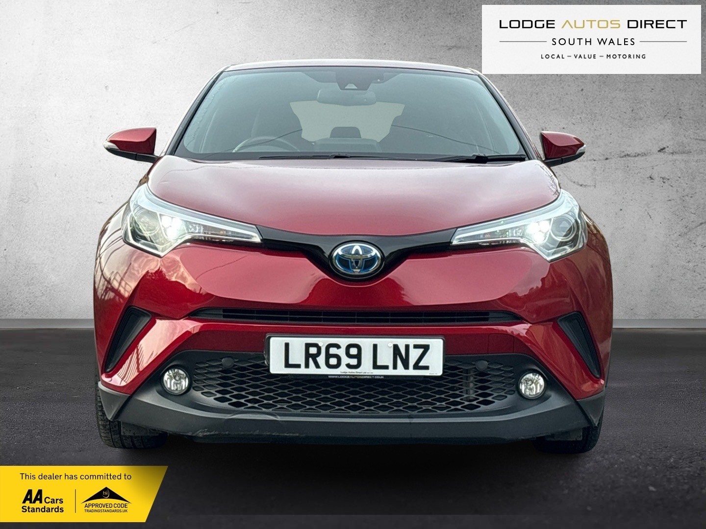 Used Toyota C-HR 2019 for sale - 76643337: Photo 3