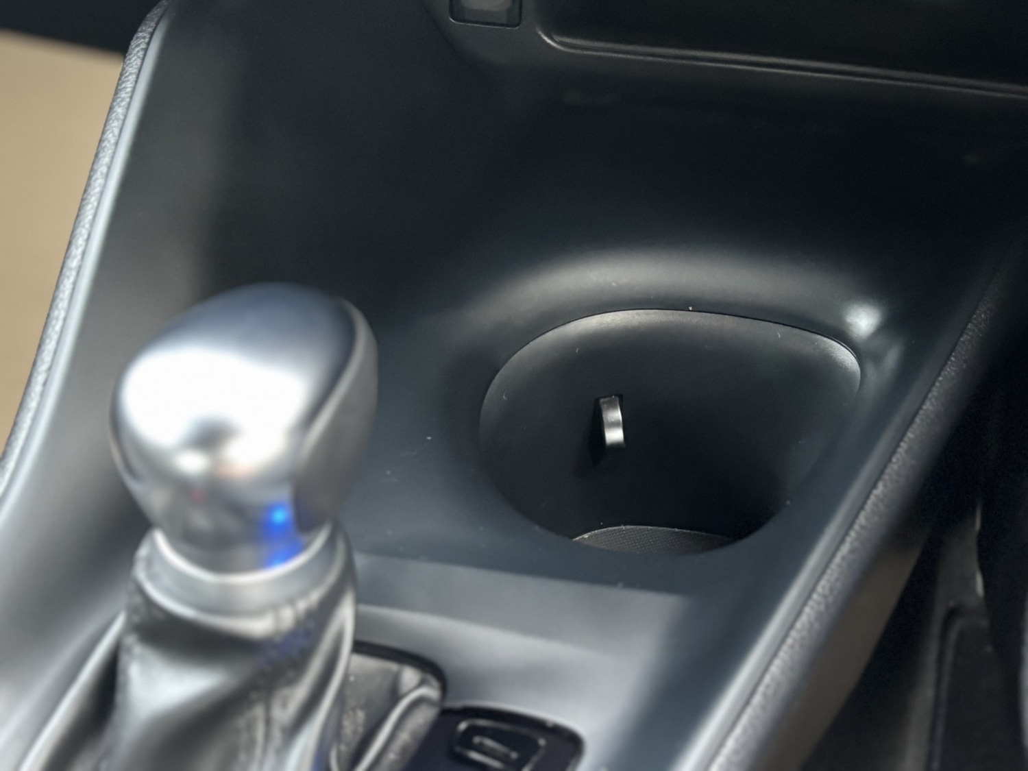 Used Toyota C-HR 2019 for sale - 76643337: Photo 51