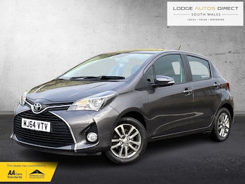 Used Toyota Yaris 2014 for sale - 76596542: Photo